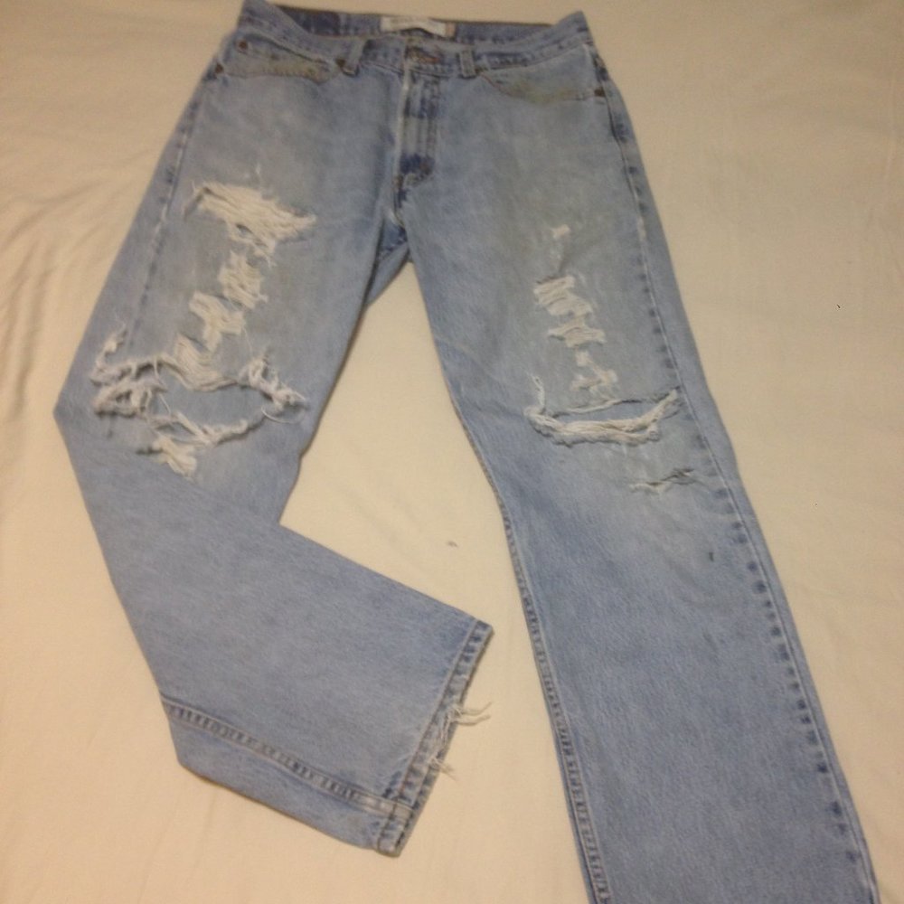 Levi's 505 regular fit destroyed jeans -Size W33 L32